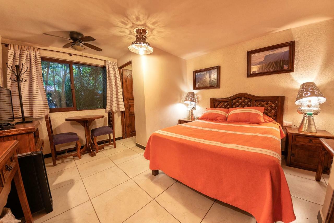 Hotel Casa Yunenisa Oaxaca Exteriör bild