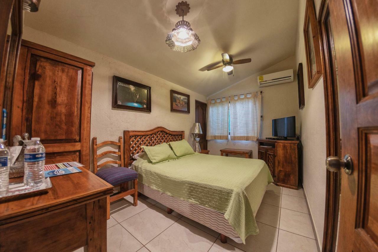 Hotel Casa Yunenisa Oaxaca Exteriör bild